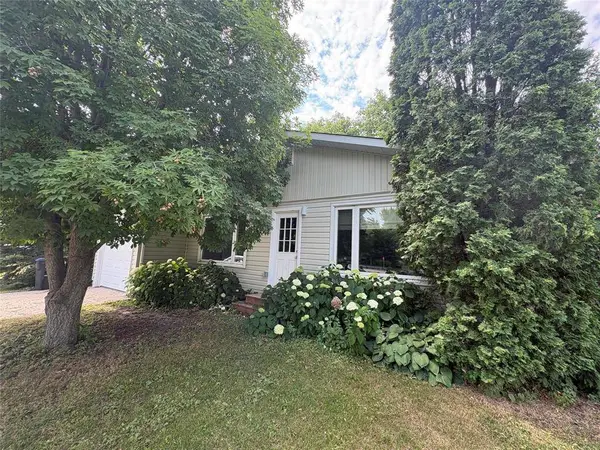 442 ELMDALE ST, Steinbach, MB R5G 0P4