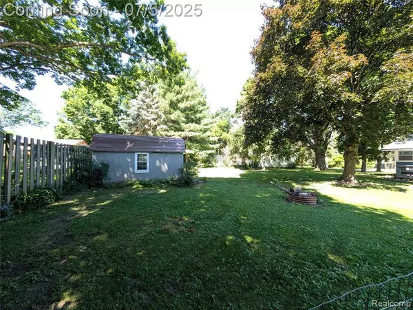 337 W Pine Street, Elsie Vlg, MI 48831