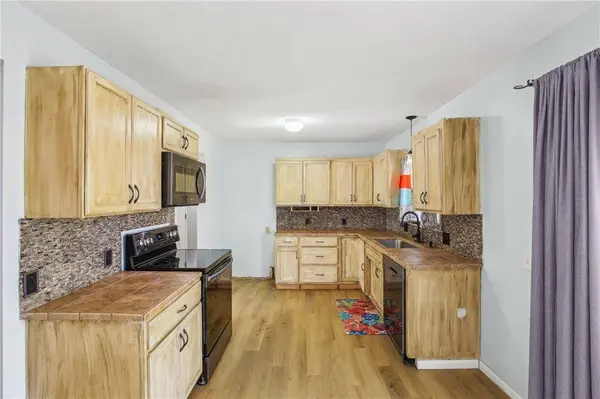 533 N Stevenson ST, Olathe, KS 66061