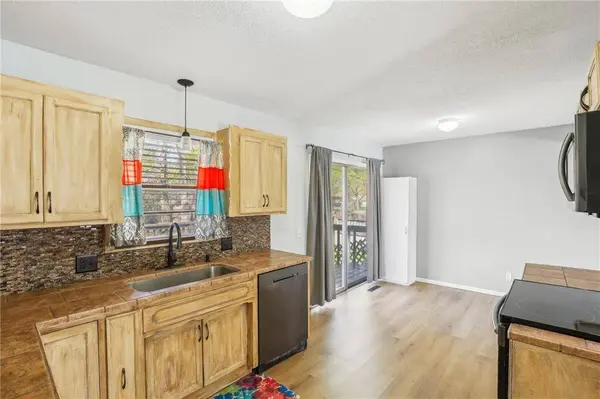 533 N Stevenson ST, Olathe, KS 66061