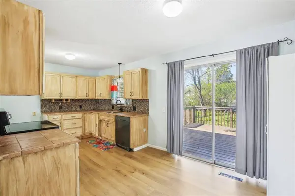 533 N Stevenson ST, Olathe, KS 66061