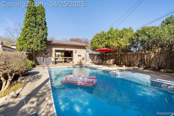 3759 BENNETT Street, Dearborn, MI 48124