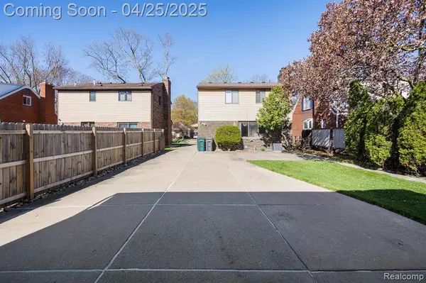 3759 BENNETT Street, Dearborn, MI 48124