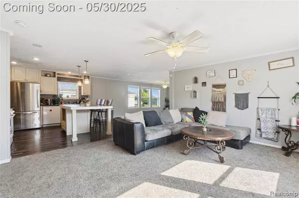 29 Fox Hound Court, Grand Blanc, MI 48439