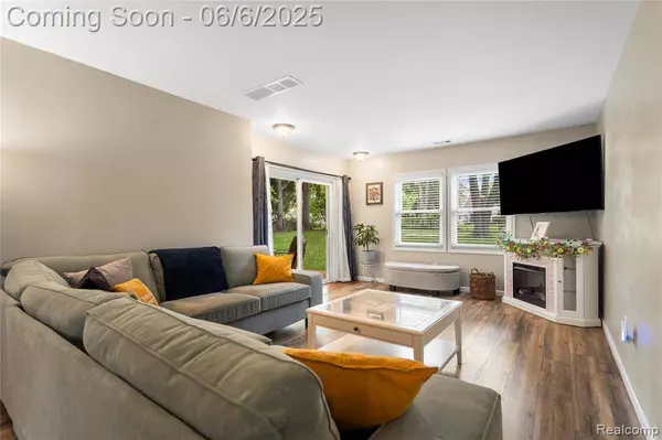 6226 Rowley Boulevard, Waterford Twp, MI 48329