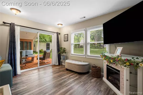 6226 Rowley Boulevard, Waterford Twp, MI 48329