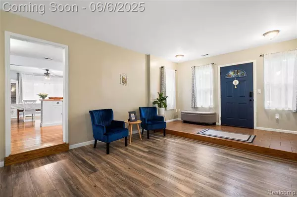 6226 Rowley Boulevard, Waterford Twp, MI 48329