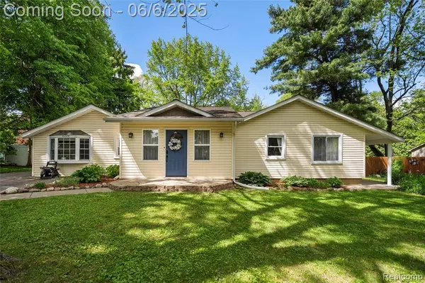 6226 Rowley Boulevard, Waterford Twp, MI 48329