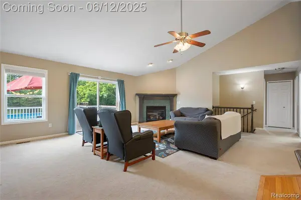 7467 Oceola Farms Court, Howell, MI 48855