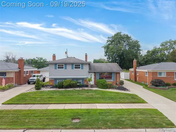 7721 Carrousel Boulevard, Westland, MI 48185