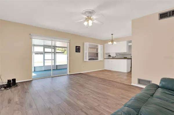 650 SWEETBRIAR BR, Longwood, FL 32750