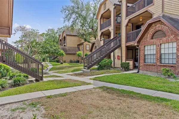 390 LAKE PLACID CT #304, Altamonte Springs, FL 32701