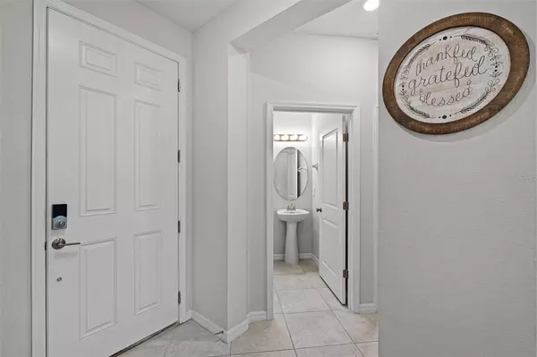 2865 HIGH POINTE ST, Clermont, FL 34711