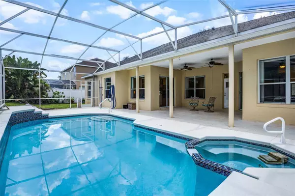 327 MCFEE DR, Davenport, FL 33897