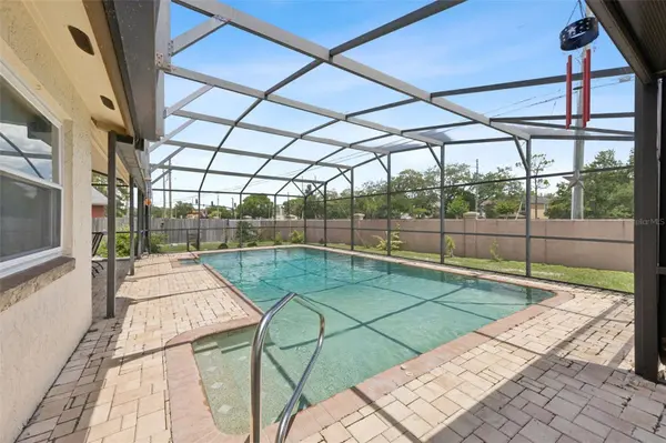 1437 PONCE DE LEON BLVD, Winter Springs, FL 32708