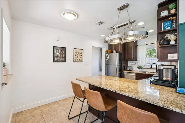 1909 FERN CIR, Orlando, FL 32803