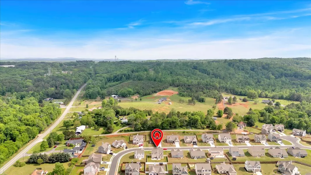 45 Roundabout Ln NW, Adairsville, GA 30103-2509