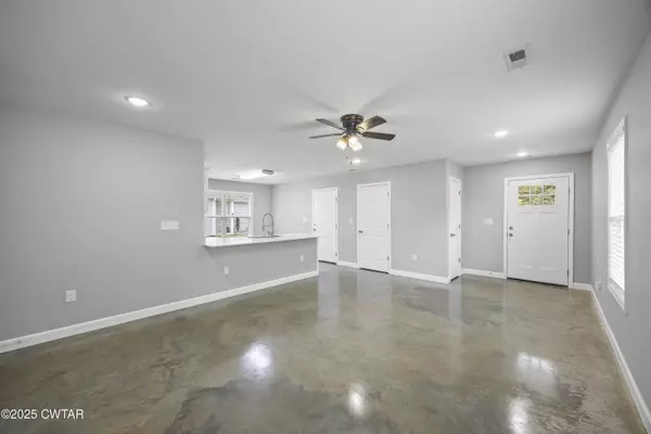 2023 Welton ST, Milan, TN 38358