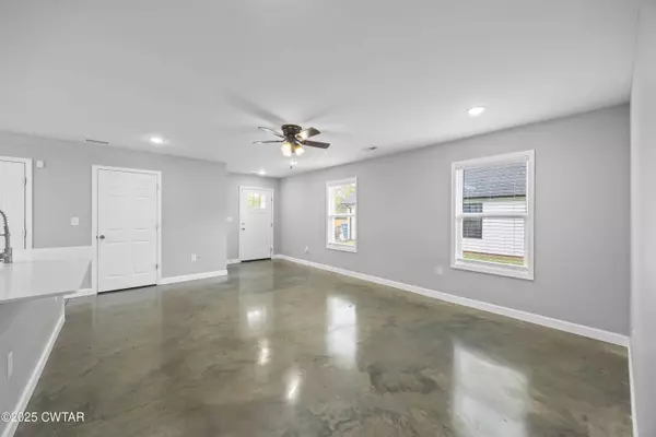 2023 Welton ST, Milan, TN 38358