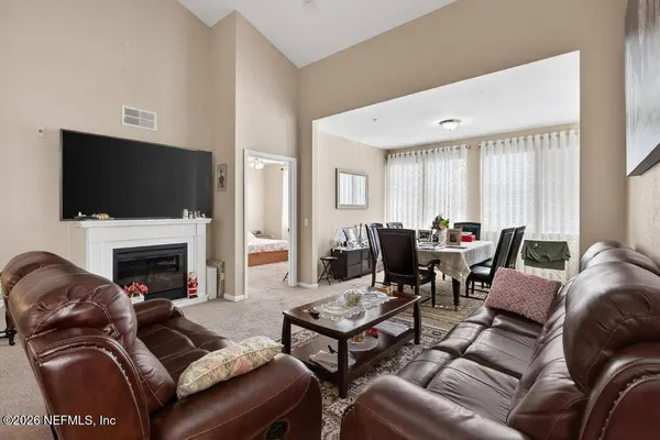 8550 TOUCHTON RD #2221, Jacksonville, FL 32216