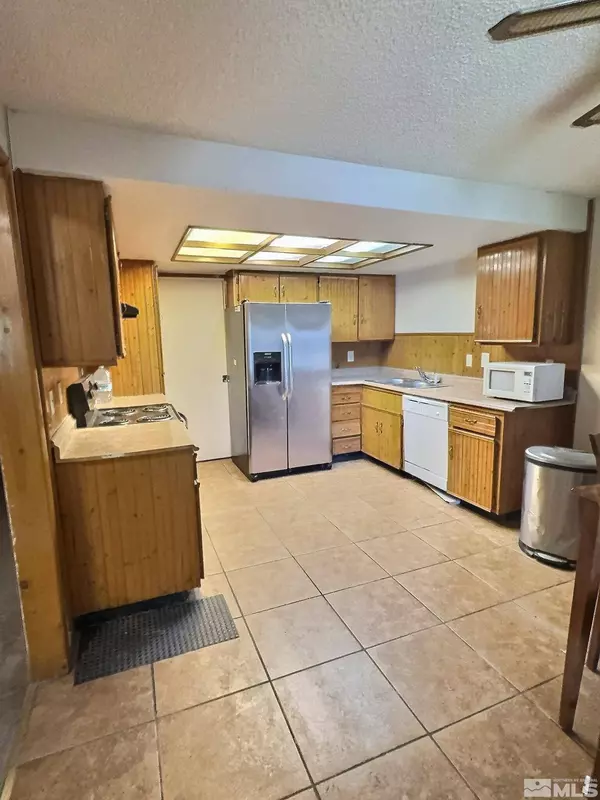 2890 Patrice Dr, Sparks, NV 89431