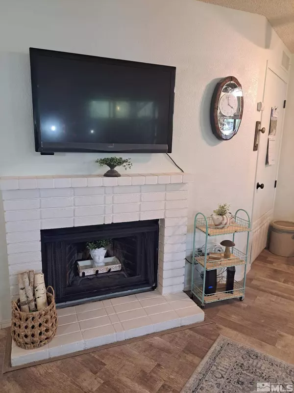 4550 Matich Dr, Reno, NV 89502