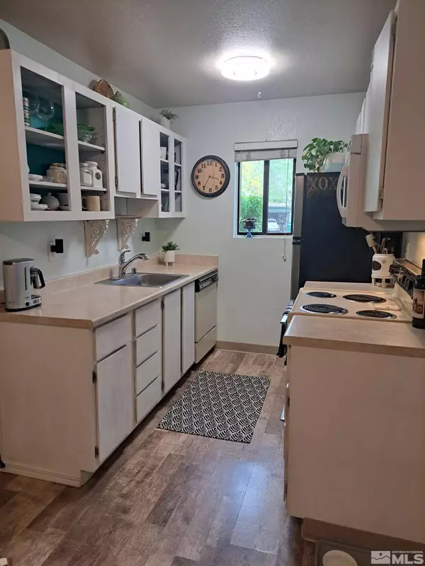 4550 Matich Dr, Reno, NV 89502