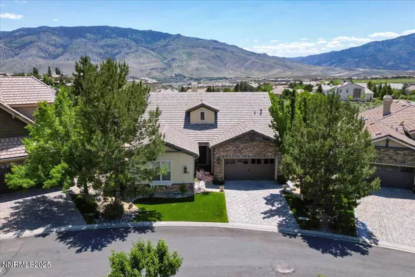 8692 18th Hole TRL Trail, Reno, NV 89523