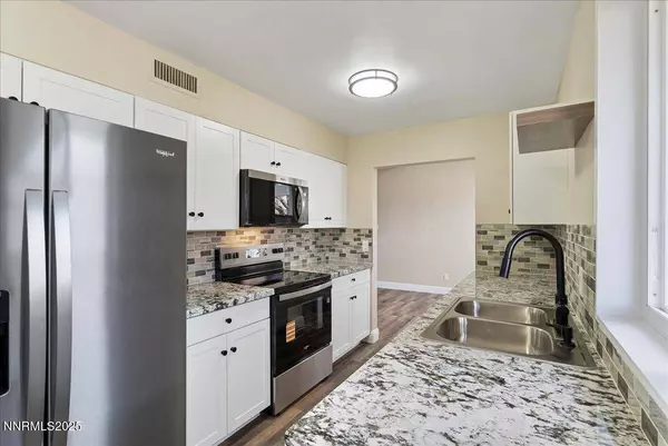 11642 Green Mountain, Reno, NV 89506