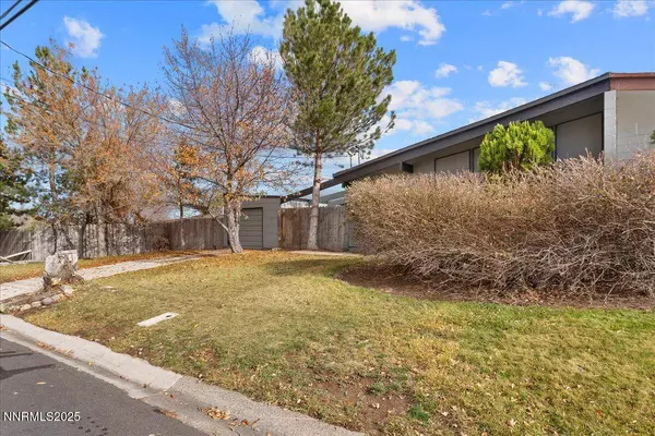 11642 Green Mountain, Reno, NV 89506