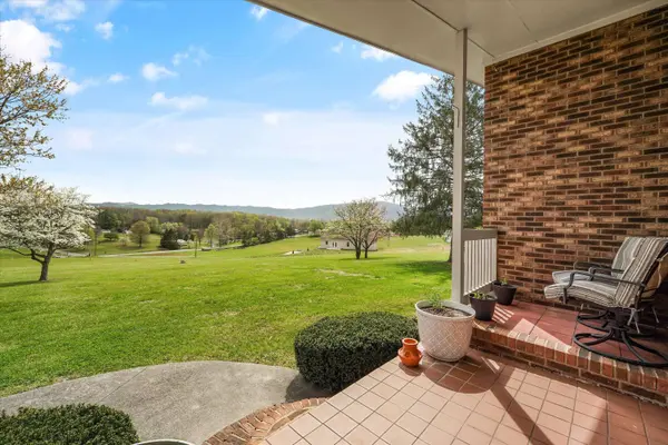 1279 Green Acres DR, Newport, TN 37821