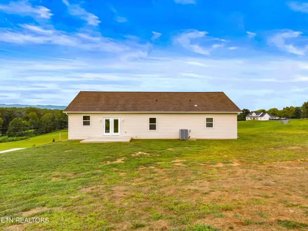 154 Peace Rd, Newport, TN 37821