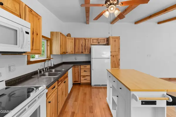 1053 Reagan Springs Rd, Seymour, TN 37865