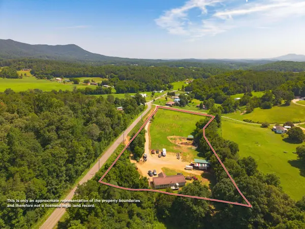 455 McGaha Chapel RD, Cosby, TN 37722