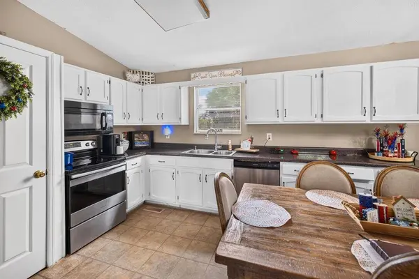 2080 Kingswood DR, Morristown, TN 37813