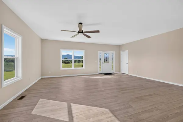 154 Peace RD, Newport, TN 37821