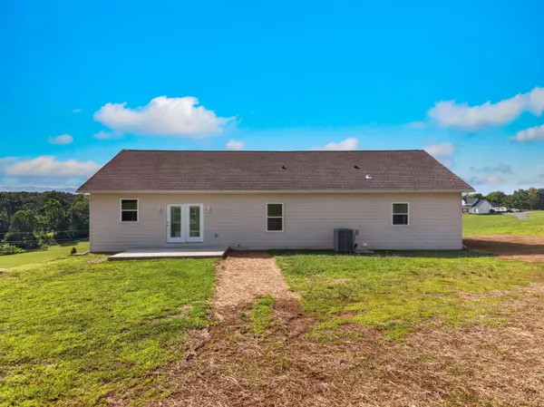 154 Peace RD, Newport, TN 37821