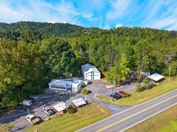 4921 Hooper HWY, Cosby, TN 37722