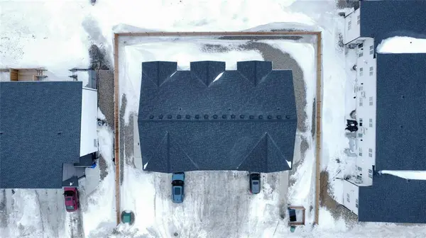 201 Lynnwood Bay, Altona, MB R0G0B1