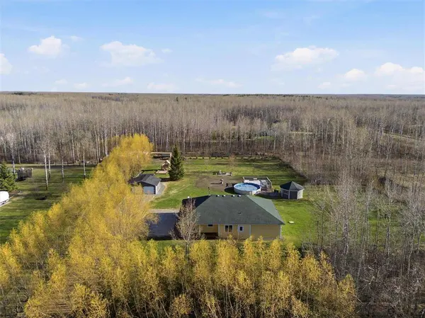 30 DACOR Drive, La Broquerie, MB R0A0W0