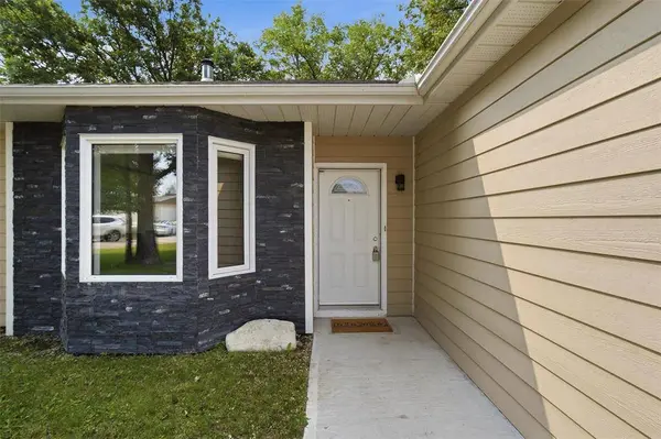 12 BLOSSOM Bay, Blumenort, MB R0A0C0