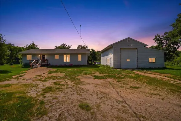 8170 31 R Road, Stuartburn, MB R0A2K0