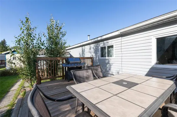 7 ASPEN FIVE Drive, Steinbach, MB R5G0M4