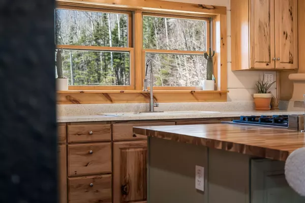 23 Hillcrest LN, Dyer Brook, ME 04747