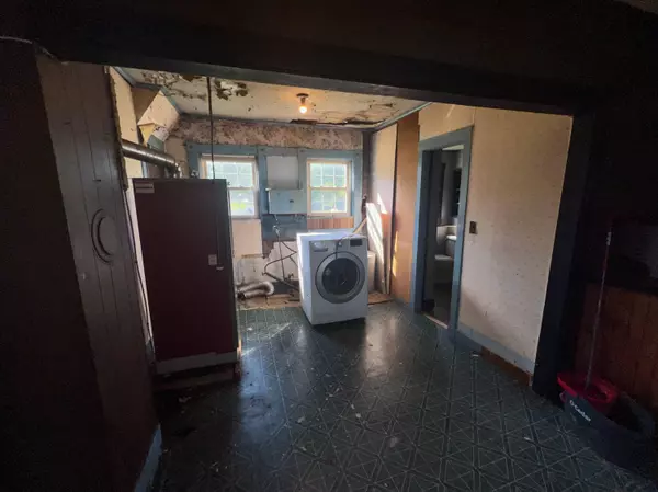 419 Station RD, Stacyville, ME 04777