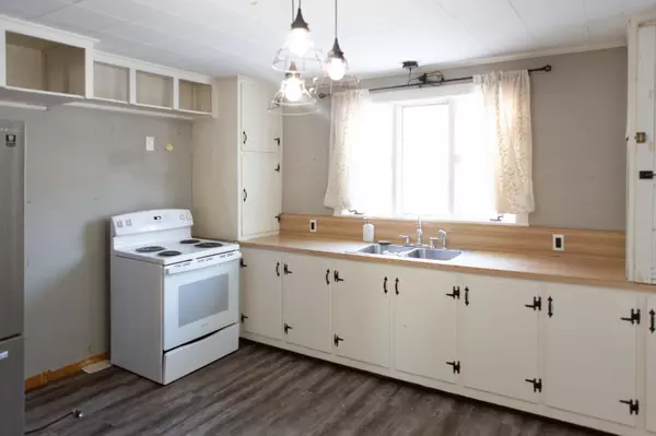 71 Franklin AVE, Houlton, ME 04730