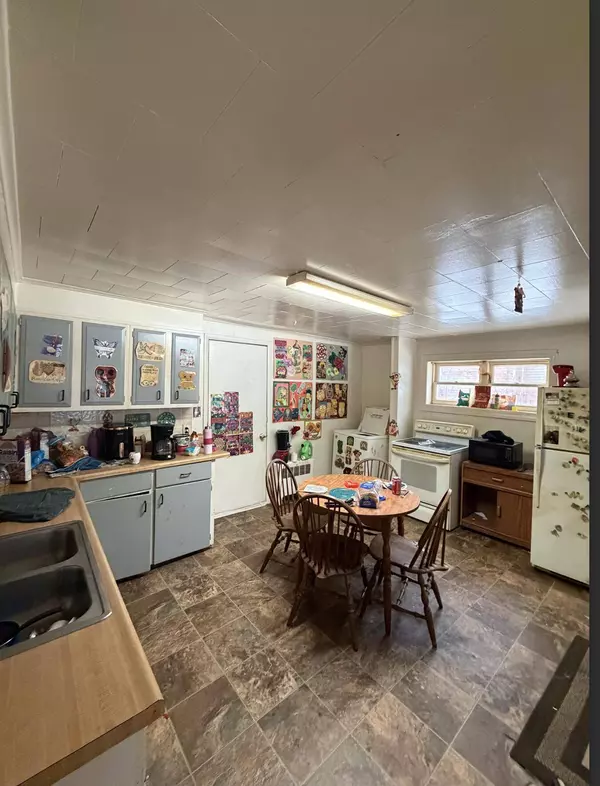 118 Saint Bruno ST, Van Buren, ME 04785