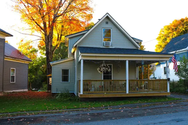 24 Elm ST, Houlton, ME 04730