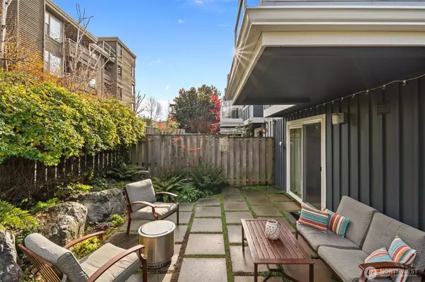 2522 SW Trenton ST, Seattle, WA 98106