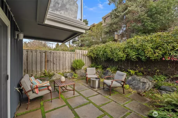 2522 SW Trenton ST, Seattle, WA 98106